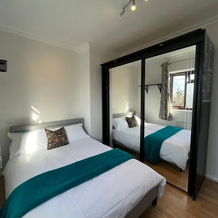 Charlton, Greenwich Luxury Self Check-in Maison d'hôtes
