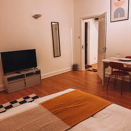 Gasthof Spacious 3 In Tooting *