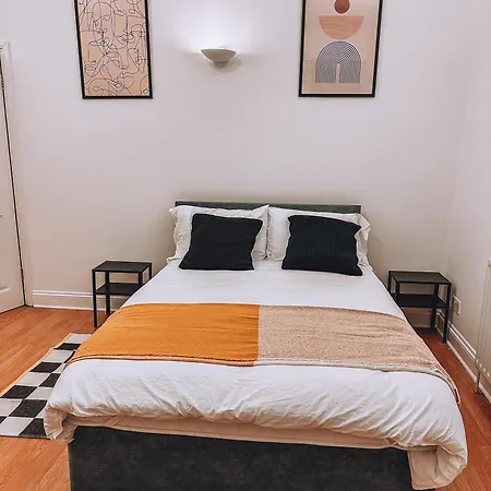 Gasthof Spacious 3 In Tooting London