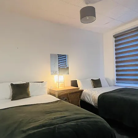 Apartment Impeccable 1 Bedroom Flat In *