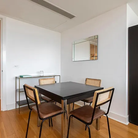 Borough Flat With Views By Underthedoormat