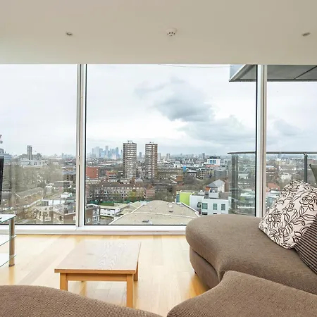 Borough Flat With Views By Underthedoormat Apartment *