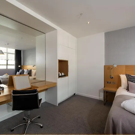 Hotel Apex Of London