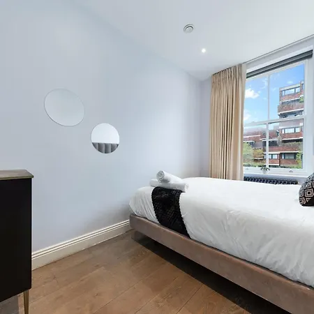 Apartment Stunning 1 Bedroom In Westminster With Ac Sleeps 4