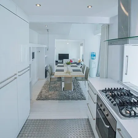 Maison d'hôtes Luxury Retreat In Shirley North *