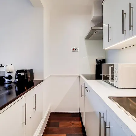 Apartment The Chesham Residences London