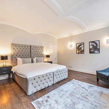 Apartment The Chesham Residences London