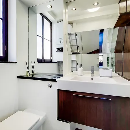 Apartment The Chesham Residences London