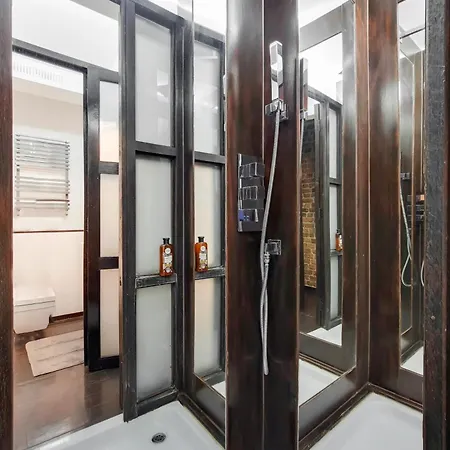 Apartment The Chesham Residences London