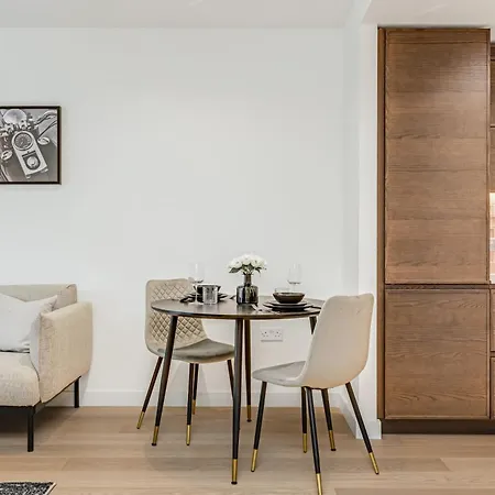 Khayat Homes - The Lord - One Bed Luxury Apartment