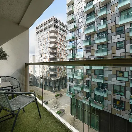 Cobalt Point, South Quay Appartement *