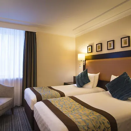 Hotell Thistle London Heathrow Terminal 5