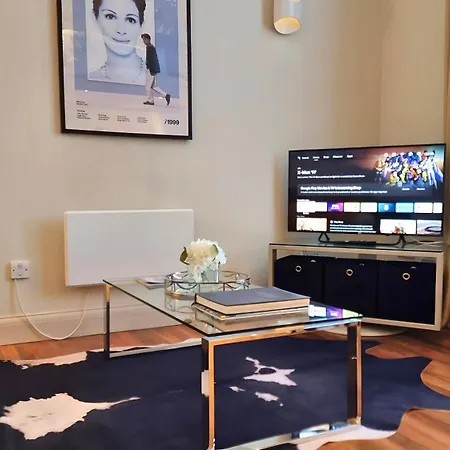 Notting Hill - The One One One! -4- Apartment *