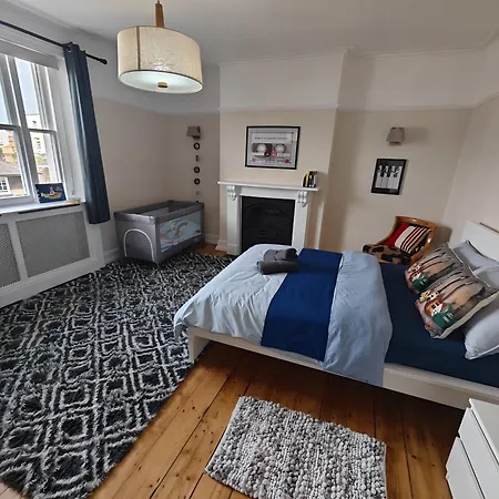 Stunning 4 Bedroom Flat In Regent's Park - Abbey Rd Holiday home *