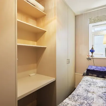 A Lovely And Comfortable Flat In South London *