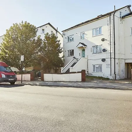 A Lovely And Comfortable Flat In South London Thornton Heath