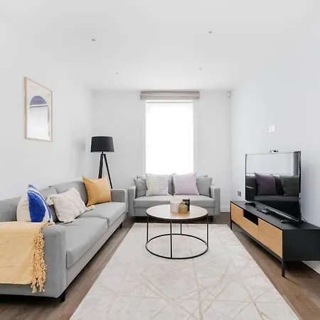Modern House In South Kensington