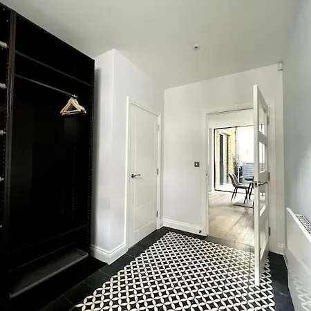 Modern House In South Kensington * London