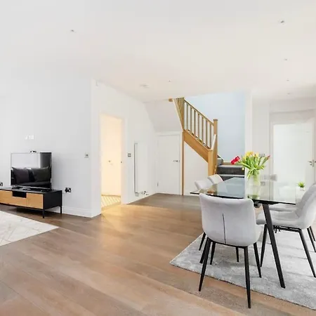 Apartment Modern House In South Kensington London