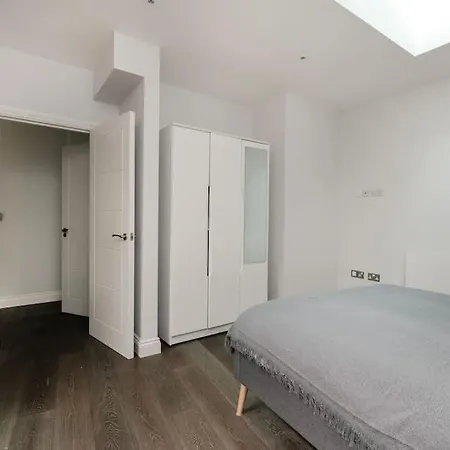 Modern House In South Kensington London