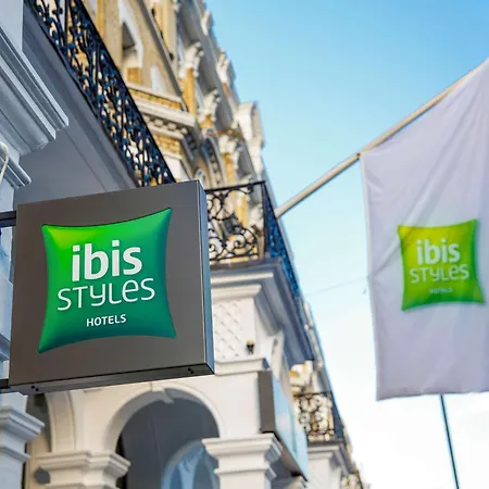 Ibis Styles Gloucester Road Hotel 3*