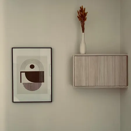 Robert House Gasthof *