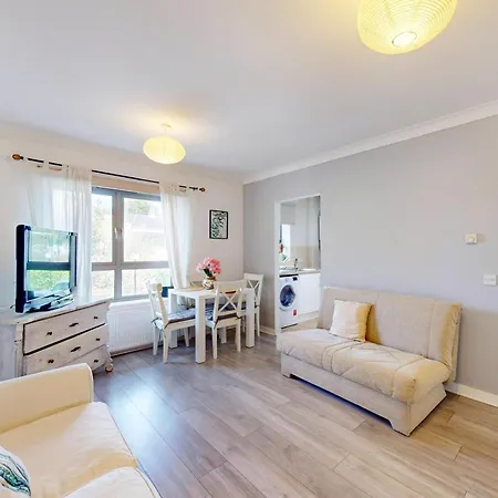 Apartment Modern 1 Bd In - 5 Min To Station
