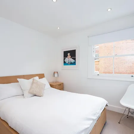 Ivy Parson's Pro-managed * Londra