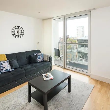 Immaculate 1-bed 1-bath In Area