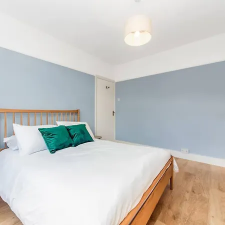Holiday home Pass The Keys Spacious Family In