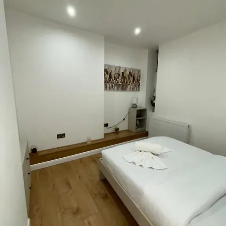 Sleep 4 In Battersea Central 5 Mins To Power Station Bs2 * Londres