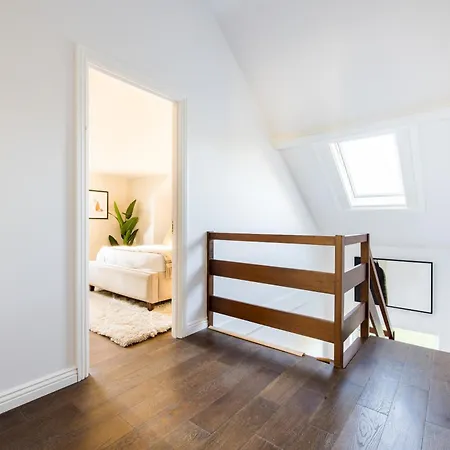 Beautiful Large Luxury In London * Sidcup