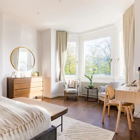 Beautiful Large Luxury In London Sidcup