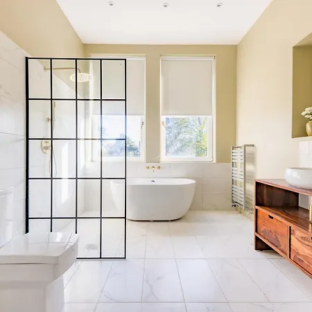 Beautiful Large Luxury In London Sidcup
