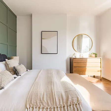 Beautiful Large Luxury In London Holiday home