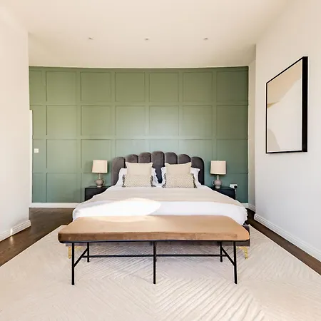 Beautiful Large Luxury In London Holiday home