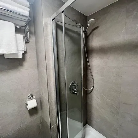 Cavendish Hotel 4*