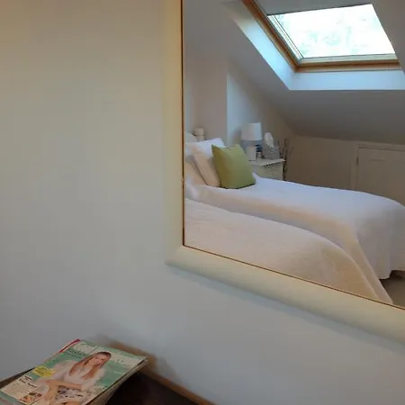Bed & Breakfast Teddington