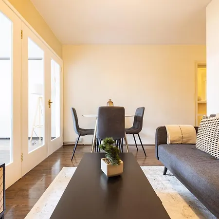 The Clerkenwell Collection - Dnu Apartment