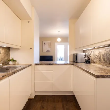 The Clerkenwell Collection - Dnu