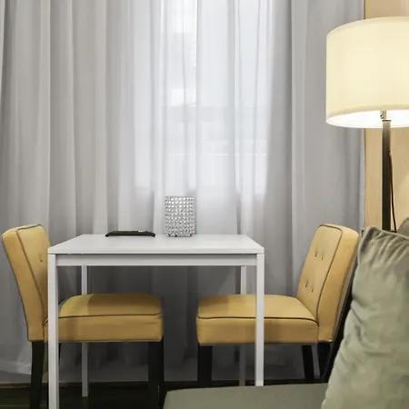 Unique 1 Bedroom Flat *