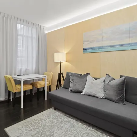 Unique 1 Bedroom Flat Apartment *
