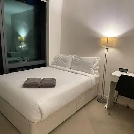 Modern W/ Canal View London