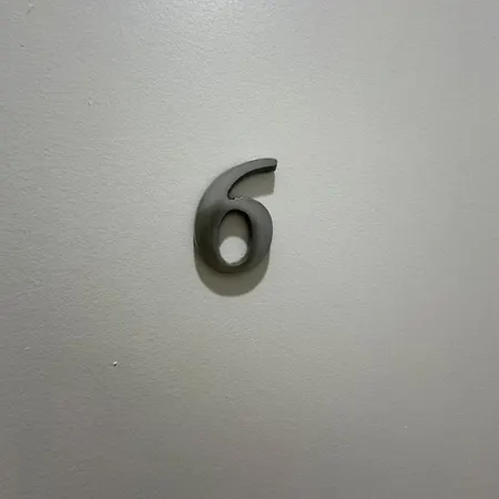 Small Flat Zone 1 London