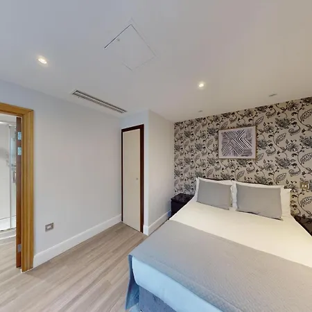 Msk 82 Hotel Londra