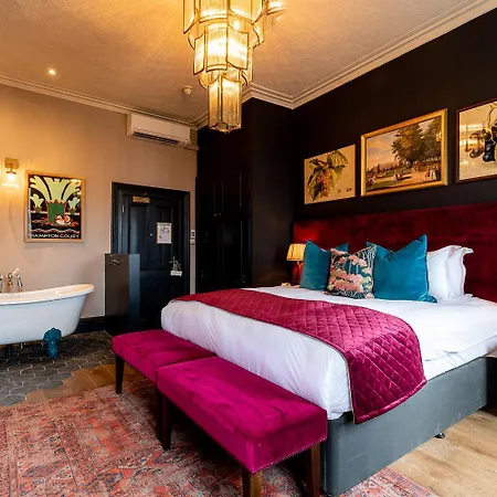 Hotel The Park Teddington