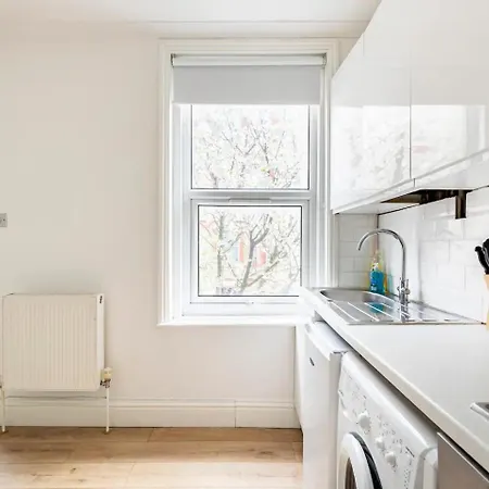 Stylish One Bedroom In Greater Londres
