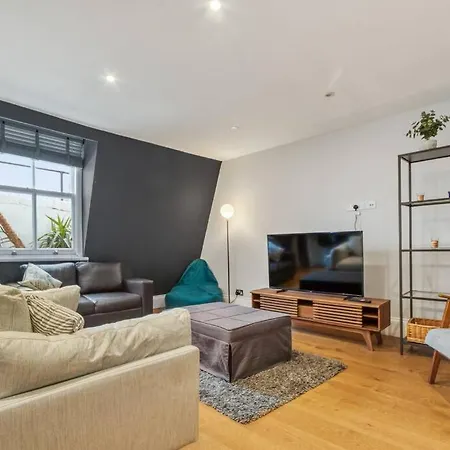 Apartment Modern 2 Bed 2 Bath Chelsea