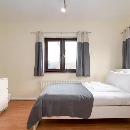 Guestready - 4br In Surrey Quays Canada Water