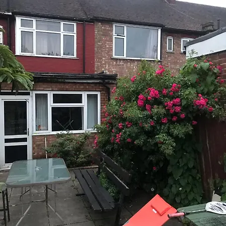 Homestay House 220 *